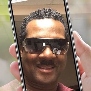 Meet your Posher, Robert